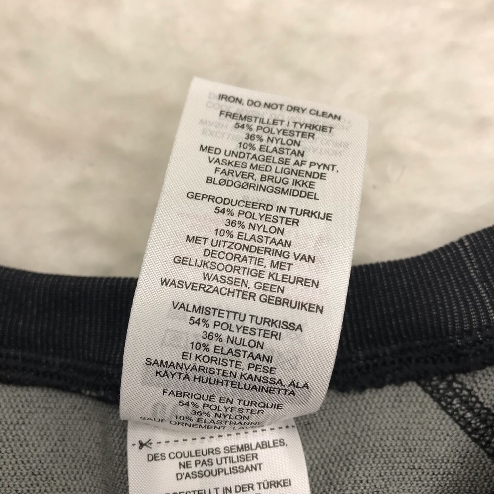 Gymshark cropped long sleeve top size small - Picture 5 of 9